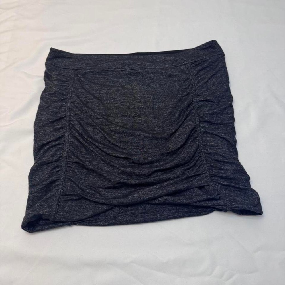 Athleta Odyssey Twisted Ruched Mini‎ Skirt Medium Yoga Athletic Fitness